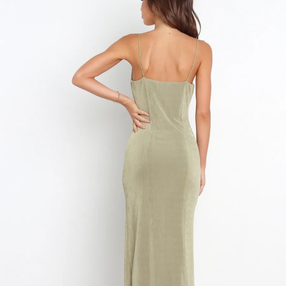 Petal & Pup Burgundy Maxi Dress - Picture 4 of 6
